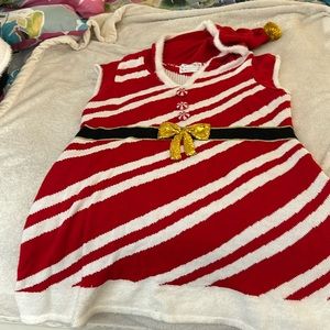 A Christmas 🎄 sweater 👗!